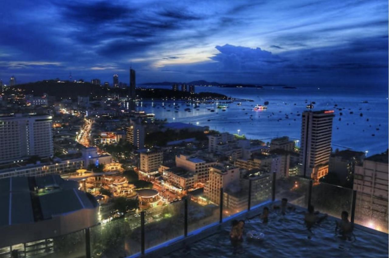 The Base Central Pattaya By Wwc Экстерьер фото