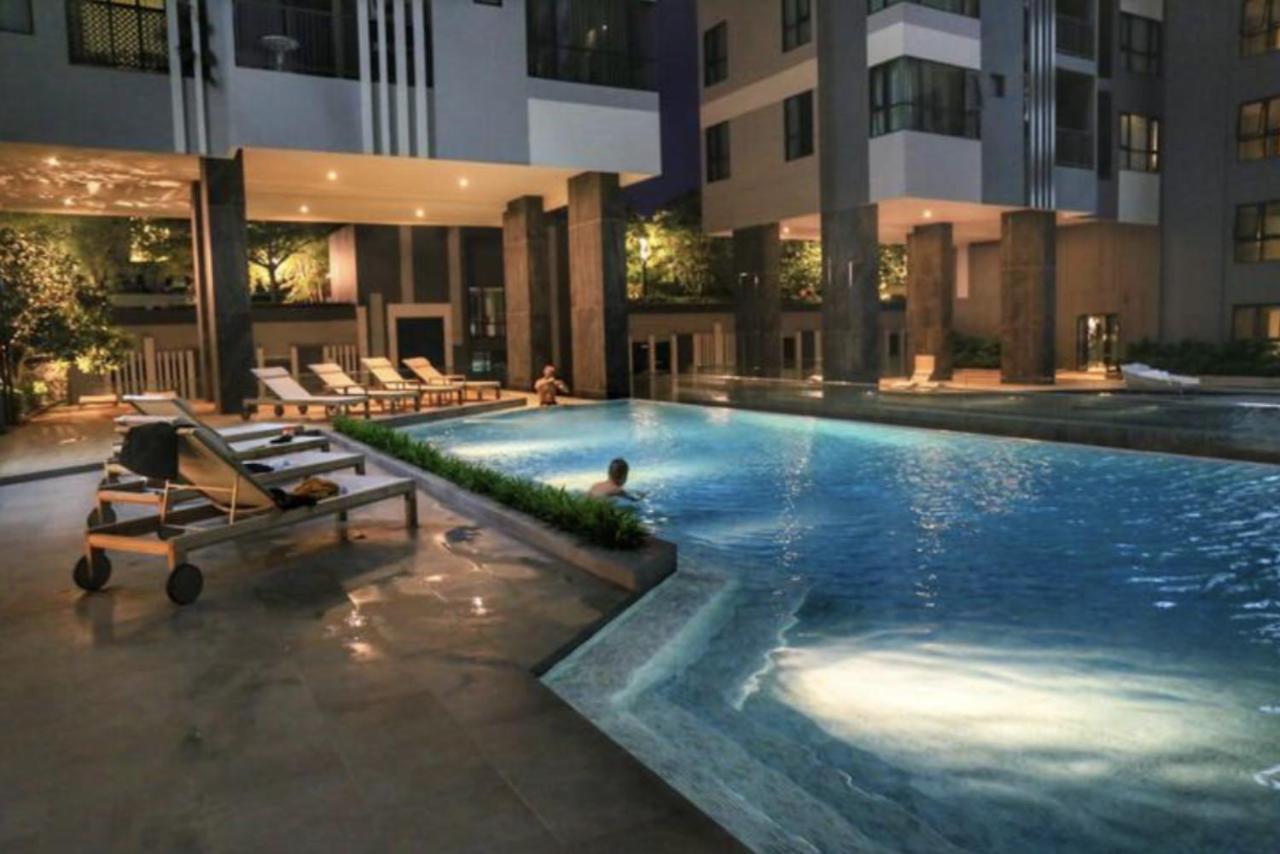 The Base Central Pattaya By Wwc Экстерьер фото